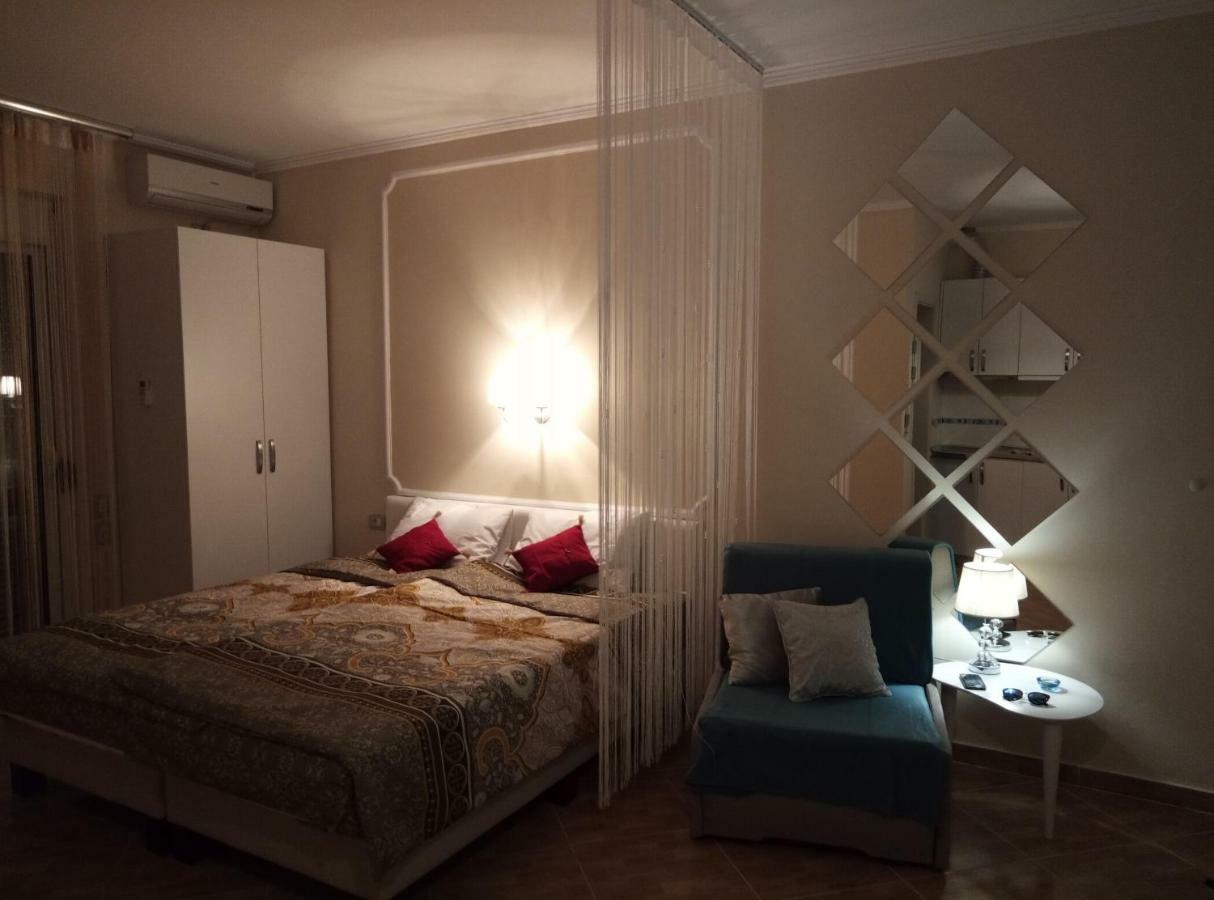 Elen Apartment - Adults Only Orikum Kültér fotó